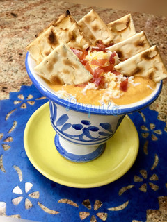 Una foto de Salmorejo con un toque manchego