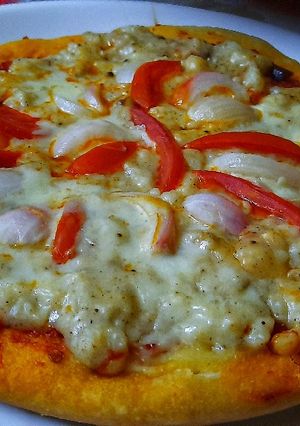 ভেজ পিজ্জা (veg pizza recipe in Bengali) রেসিপির প্রধান ছবি