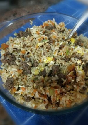 Una foto de Arroz con carne molida