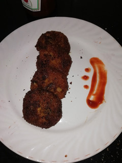 வெஜ் கட்லட்(veg cutlet recipe in tamil) செய்முறை முக்கிய புகைப்படம்