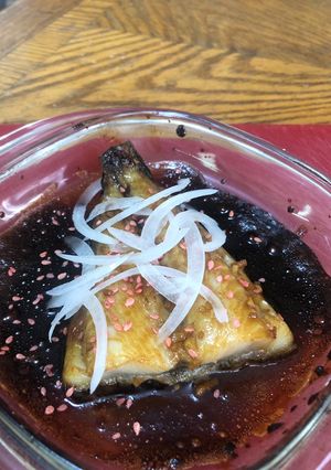 Una foto de Pescado black cod al horno con el toque sonorense