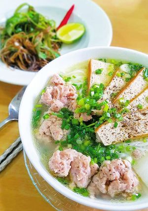 Hình của món Bún Mọc.
