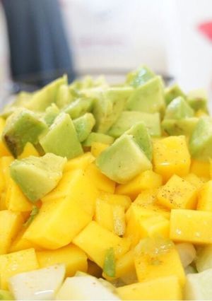 A picture of Tropical salad.