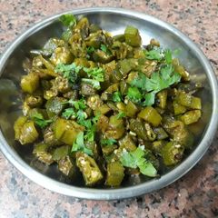 A picture of Chatpata Bhindi fry.