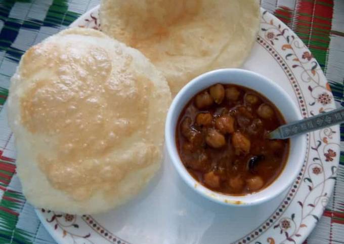 Simple Way to Make Ultimate Chole Bhature