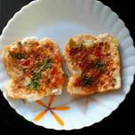 தோசைமாவு பிரட் டோஸ்ட் (Dosai Maavu Bread Toast REcipe in Tamil)