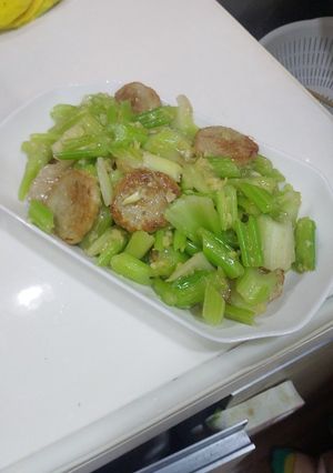 潮汕豬肉條炒西芹 的食譜成品照片