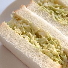 A picture of Cabbage Egg Sandwich.
