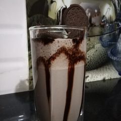 Oreo shake A picture of Oreo shake.