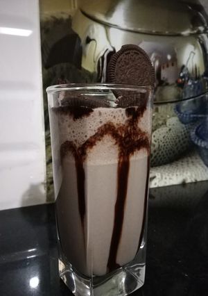 A picture of Oreo shake.