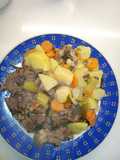 Carne in brodo con verdure