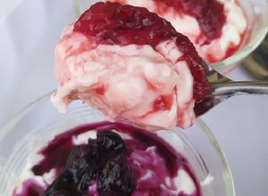 Una foto de Yogurt Griego Casero Sin Yogurtera