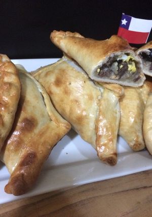 Una foto de Empanadas de horno de carne 🍖🔪🔥