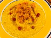 Una foto di hummus di ceci light