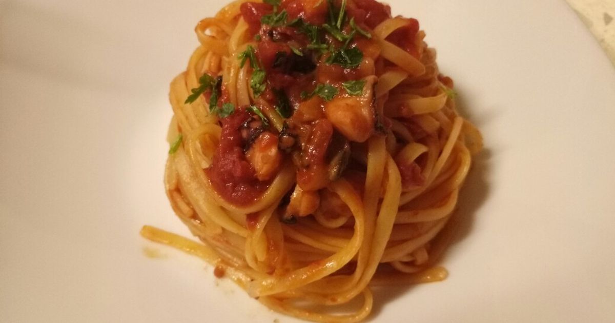 Linguine Con Ragú Di Polpo E Porcini Recipe by Miss Fluffy's Cooking ...