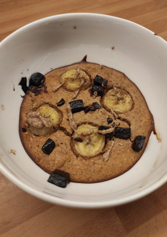 Una foto de Banana bread baked oats 🍌