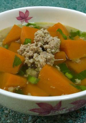 Hình của món Canh bí rợ (bí đỏ).