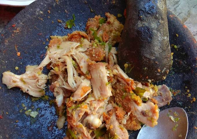 Sambal ayam geprek rawit ijo