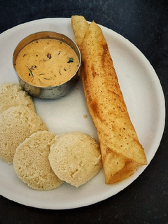 மக்காச்சோள இட்லி,தோசை(cornflour idli and dosa recipe in tamil) செய்முறை முக்கிய புகைப்படம்