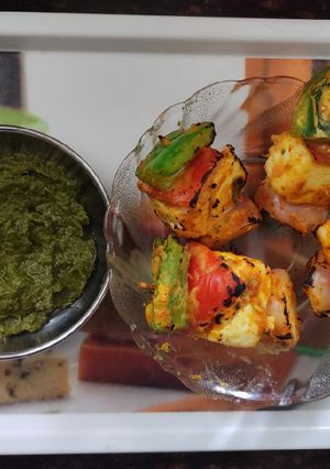 તંદુરી પનીર ટીકા (Tandoori Paneer Tikka Recipe In Gujarati) રેસીપી મુખ્ય ફોટો