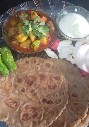 ઊંધિયું (ફરાળી ડીશ) (Farali Dish Recipe In Gujarati) રેસીપી મુખ્ય ફોટો