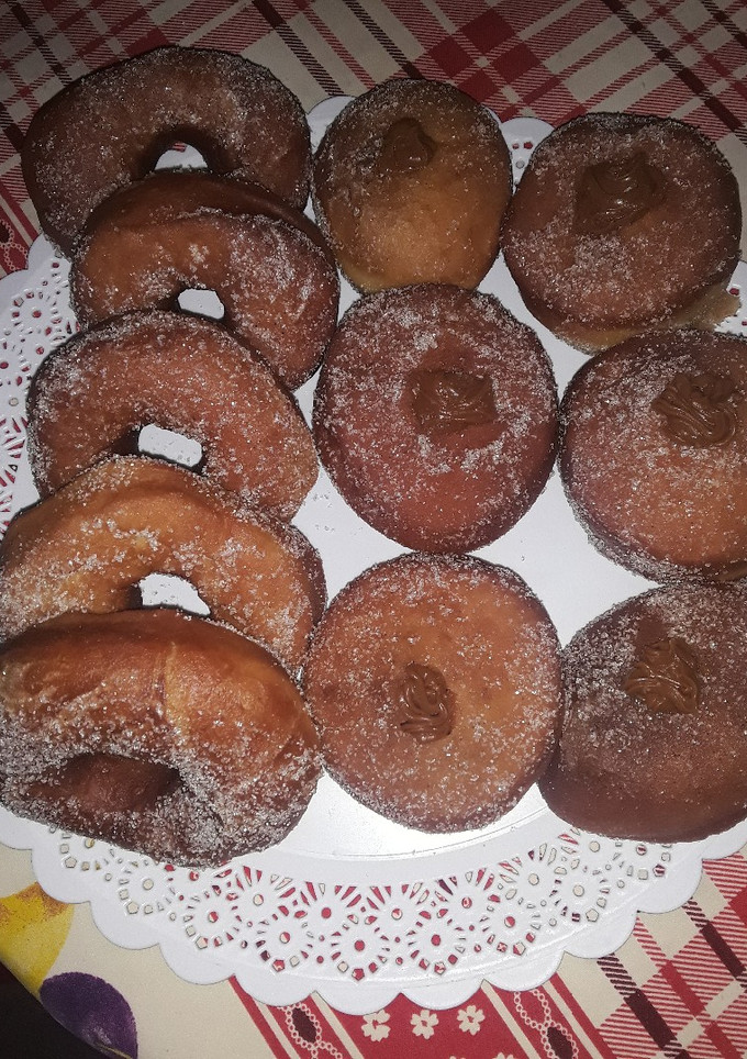 Una foto de Donas y berlinas o bolas rellenas sin manteca