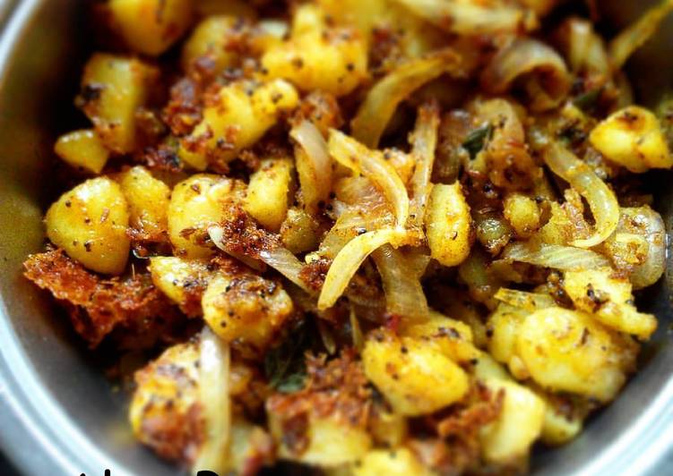 Recipe of Homemade Aloo Pyaaz