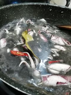 Foto resep Cumi kuah hitam (pindang cumi)