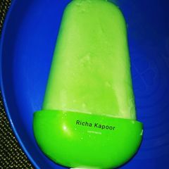 A picture of Paan-Pistachio Flavor Ice cream without Gulkandh by Richa Kapoor.