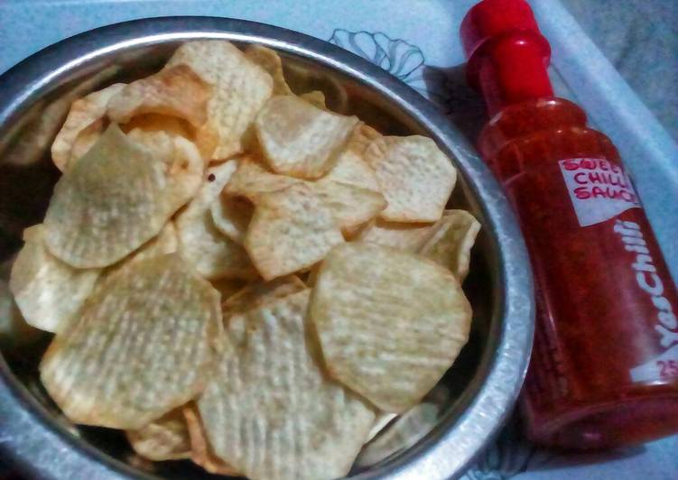 Easiest Way to Prepare Homemade Onion Flavoured Cocoyam Chips with Sweet Chilli Sauce