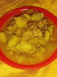 लौकी की मसाले वाली सब्जी (lauki ki masale wali sabzi recipe in Hindi) रेसिपी मुख्य फोटो