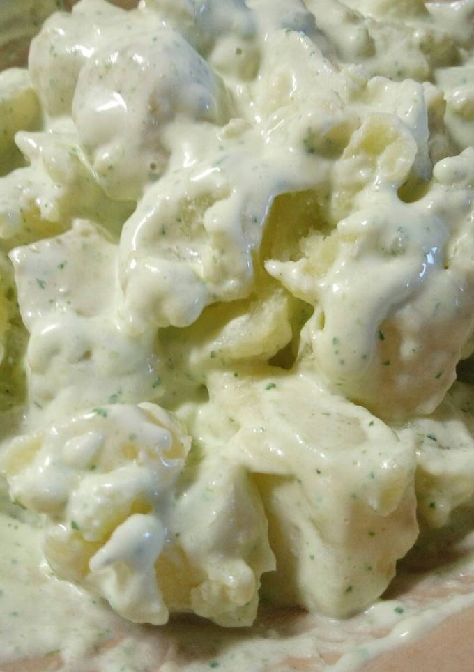 Una foto de Patatas alioli