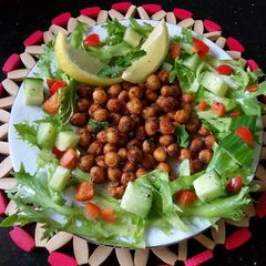 Crunchy Spiced Chickpea Salad #themechallenge A picture of Crunchy Spiced Chickpea Salad #themechallenge.
