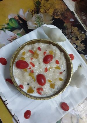 A picture of Milk sweet cherry phirni.