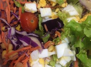 Una foto de Ensalada de atún uruguaya