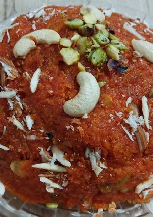 A picture of How to Make Carrot Halwa Recipe Without Mava Gajar ka Halwa.