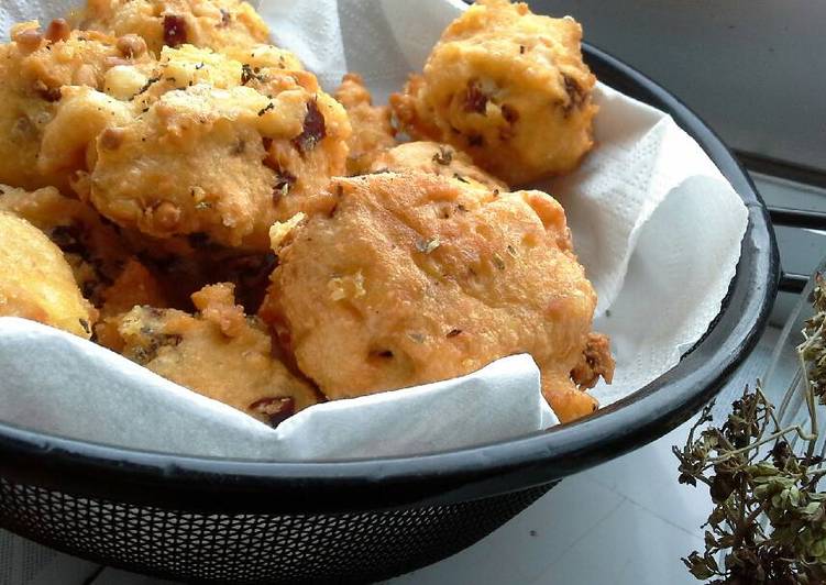 Buñuelos de jamón ibérico y queso