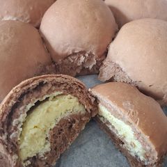 Chocolate creamcheese bun A picture of Chocolate creamcheese bun.