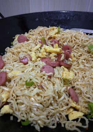 Foto resep Mie goreng sosis anti gagal