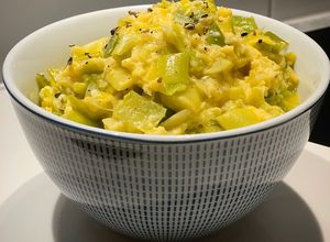Foto di Scrambled eggs ~ uova strapazzate con porri