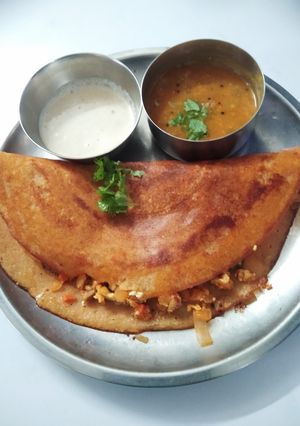 A picture of Masoor Dal Dosa with Soya-Paneer Stuffing.