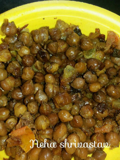 फ्राइड चने (Fried chane recipe in hindi) रेसिपी मुख्य फोटो