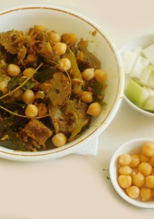 A picture of Koottu Curry from Kerala Cuisine.