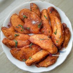A picture of Aloo Pakora.
