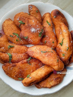 A picture of Aloo Pakora.