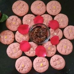 A picture of Gulkand Cookies.