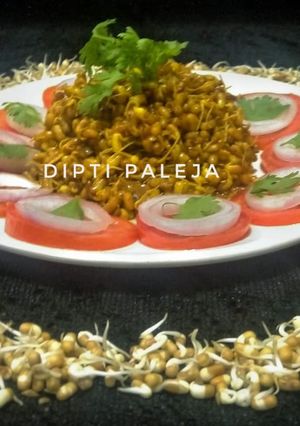 A picture of Spicy Sprouted Moth Matki.