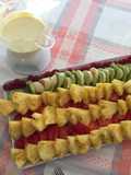 Postre: fondue de chocolates con piña natural y otra fruta fresca