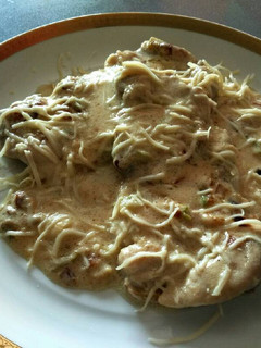 Una foto de Pollo con nata (sin lactosa)