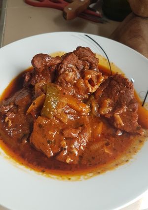 Una foto de Chilindrón de chivo